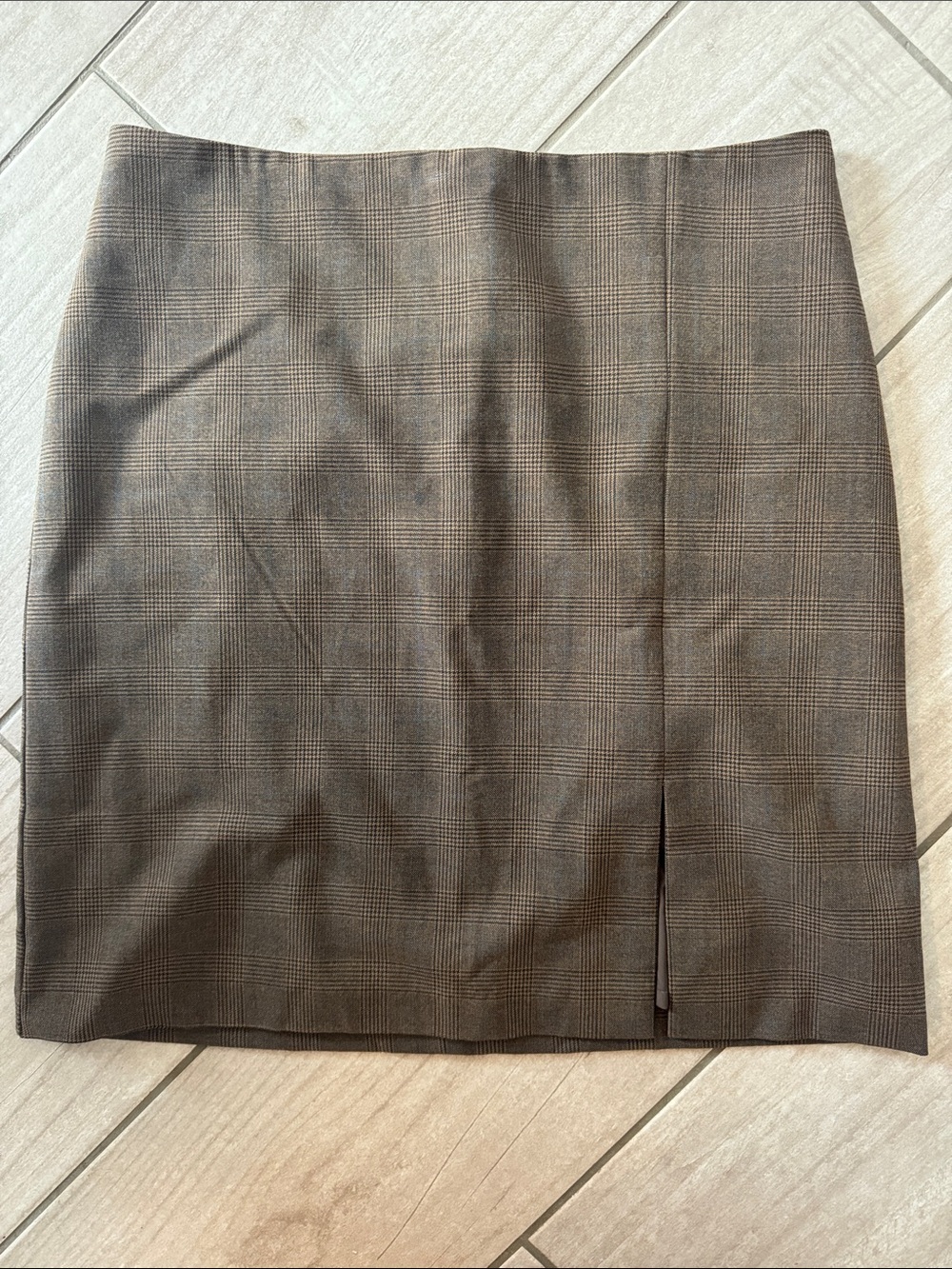 Classic Plaid Pencil Skirt in Brown with slit